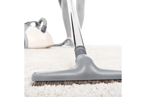 Aromatic Cleaning Hacks: How Essential Oils Can Transform Your Vacuuming Experience